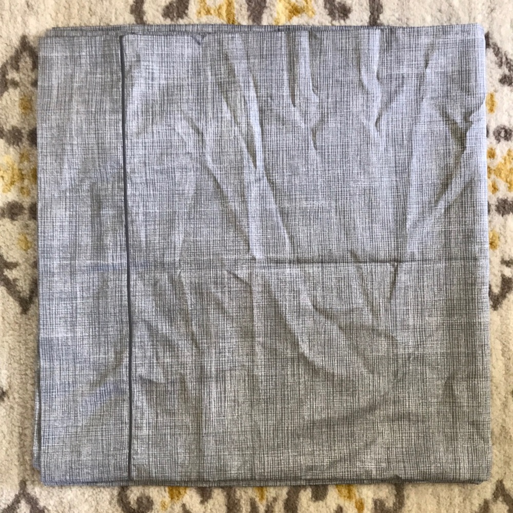 NWOT Hotel Collection king pillow cases